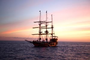 Sunset Pirate Show-2